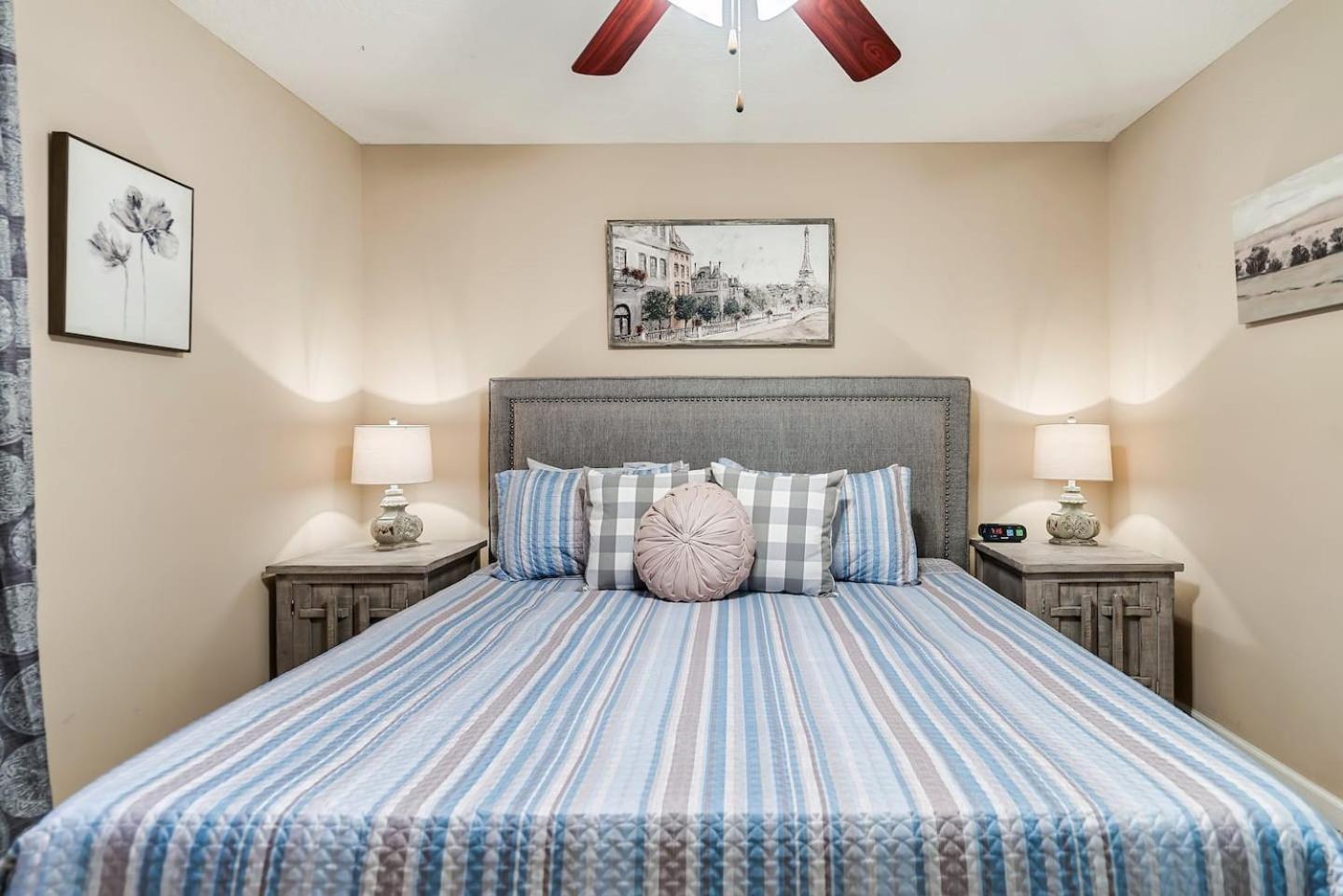 1 Mile To Pkwy, Pets, Hot Tub, Creekside, Porch Villa Pigeon Forge Exterior photo