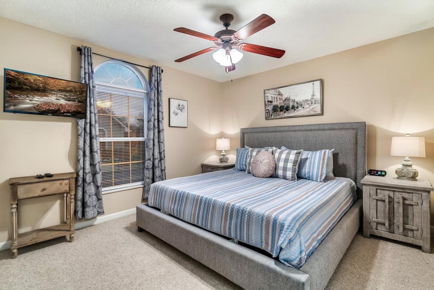 1 Mile To Pkwy, Pets, Hot Tub, Creekside, Porch Villa Pigeon Forge Exterior photo
